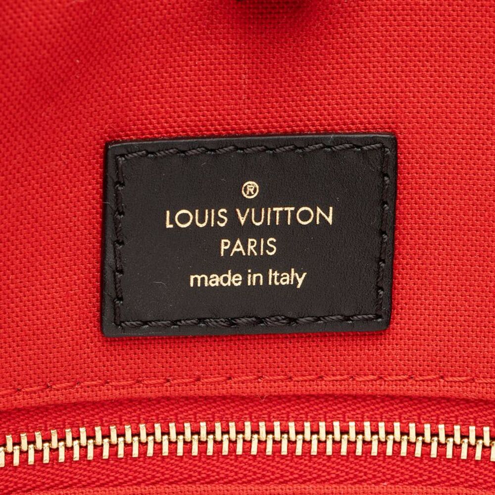 Louis Vuitton Giant Monogram Canvas Onthego GM Tote - Picture 8 of 16